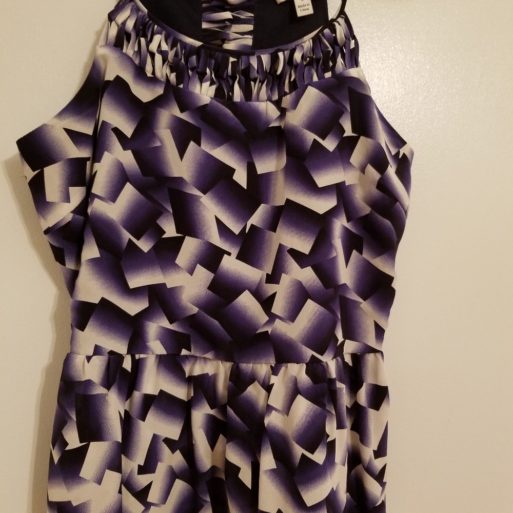 Side Zip Geometric Top With Weave Details